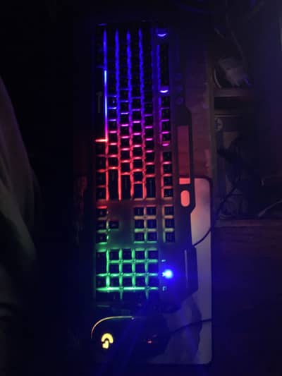 MECHANICAL KEYBOARD AND GAMING MOUSE