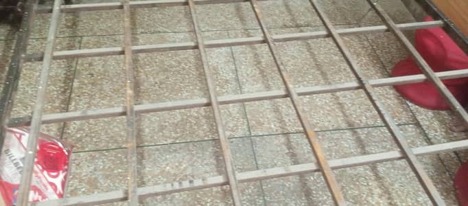 Queen Rod Iron Bed