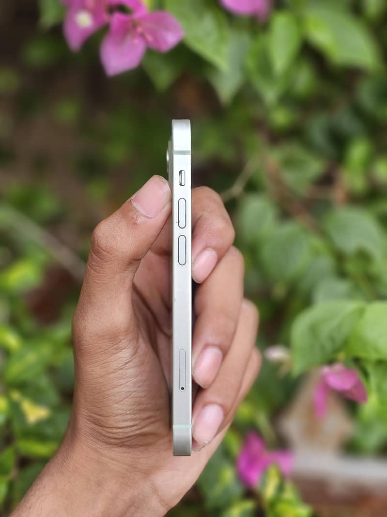 iPhone 12 mini 2