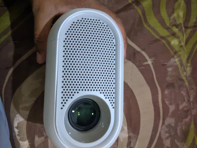 etoe D1 EVO Mini Projector 4