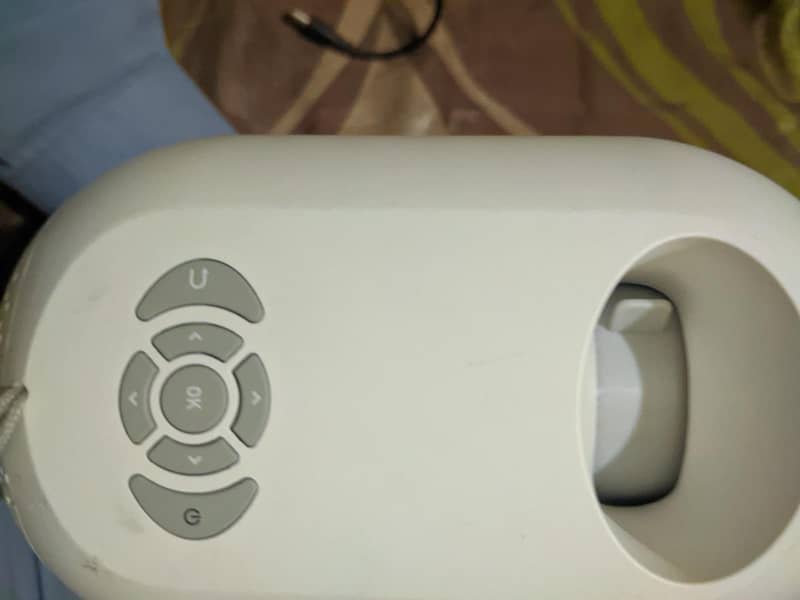 etoe D1 EVO Mini Projector 5