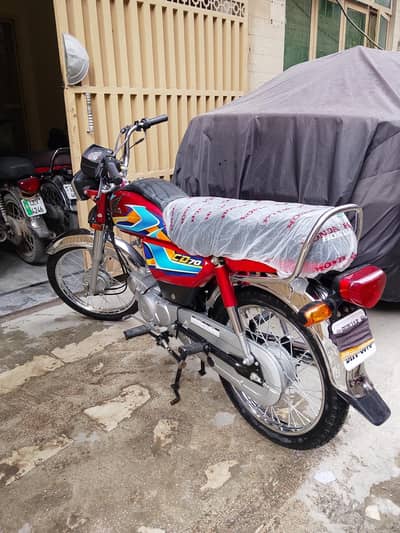 HONDA CD70