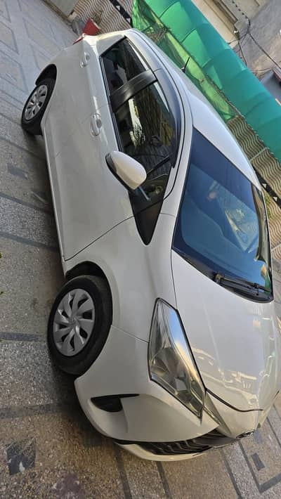 Toyota Vitz 2017