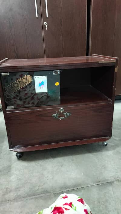 TV TROLLEY