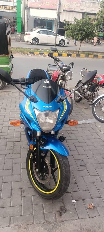 Suzuki Gixxer 150 new condition