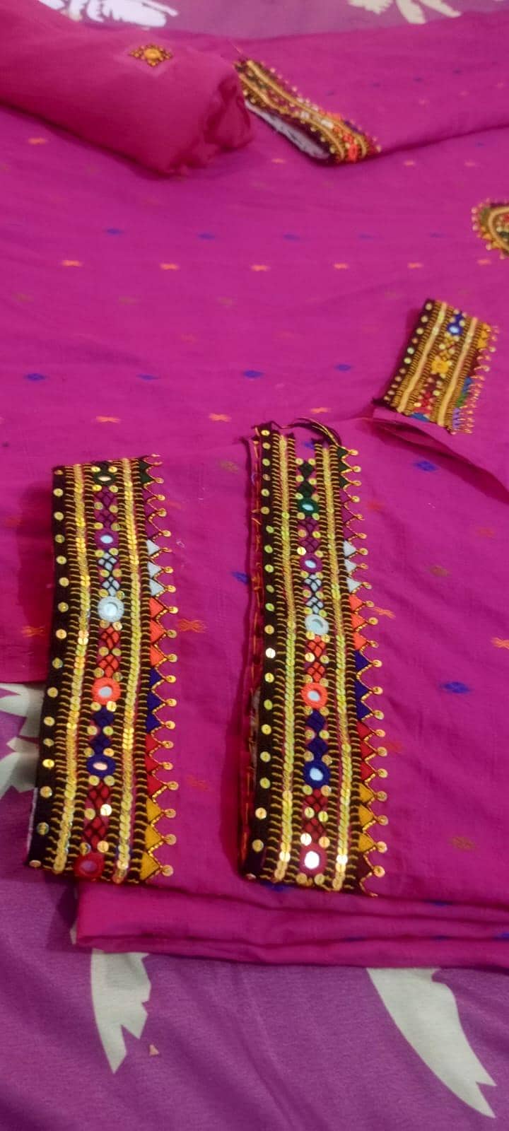 HandworkDresses 1