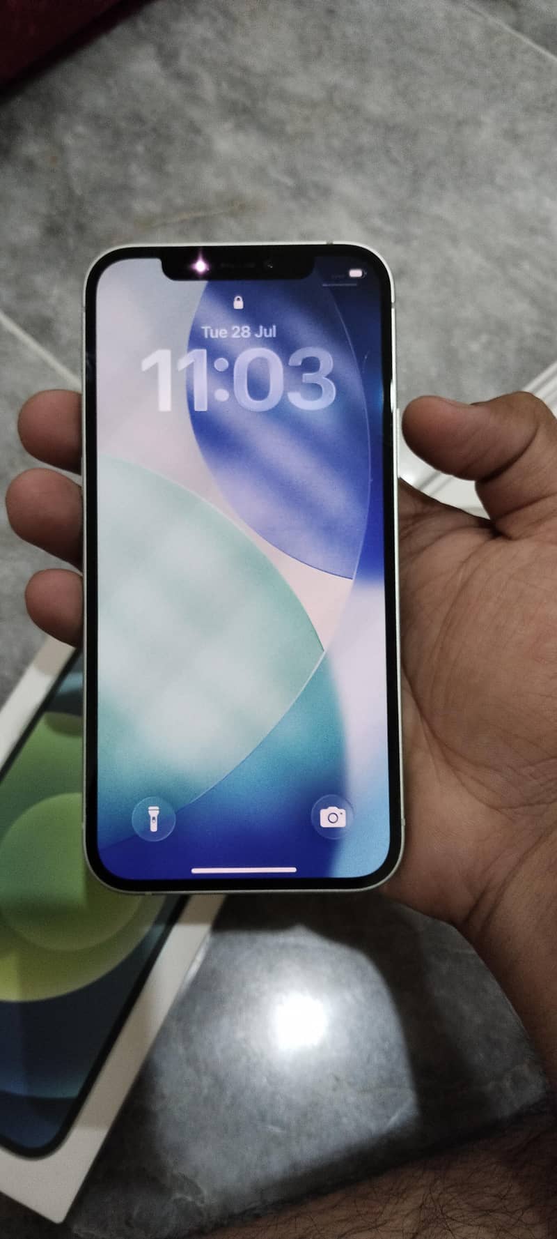 Apple iPhone 12 3