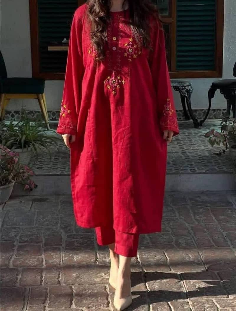 HandworkDresses 1