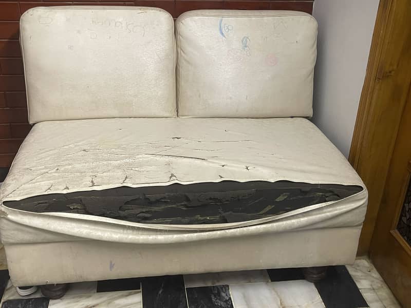 7 seter L shape sofa 1