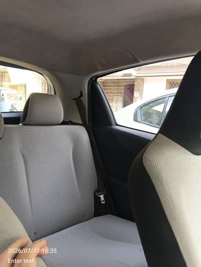 Toyota Vitz 2013