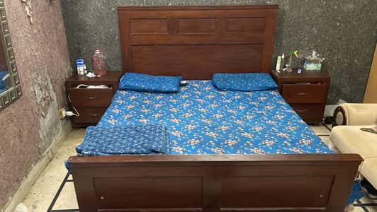 Bed Set with side tables