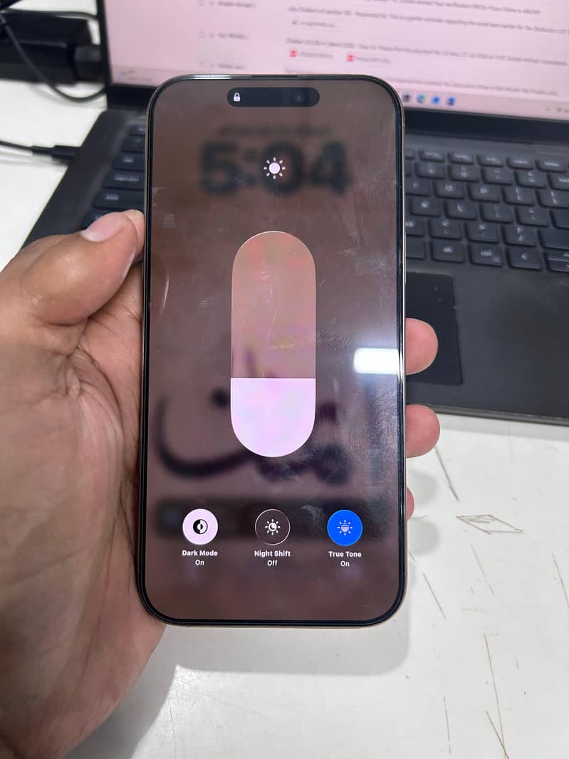 Apple iPhone 16 Pro Max 6