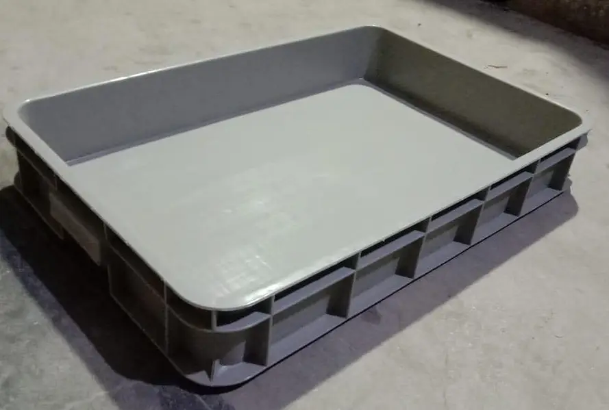 mealworm farming tray — photo 2