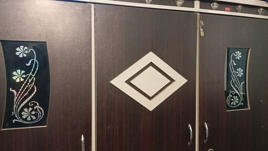 It's a patex wood wardrobe.