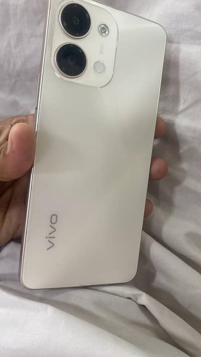Vivo Y11s
