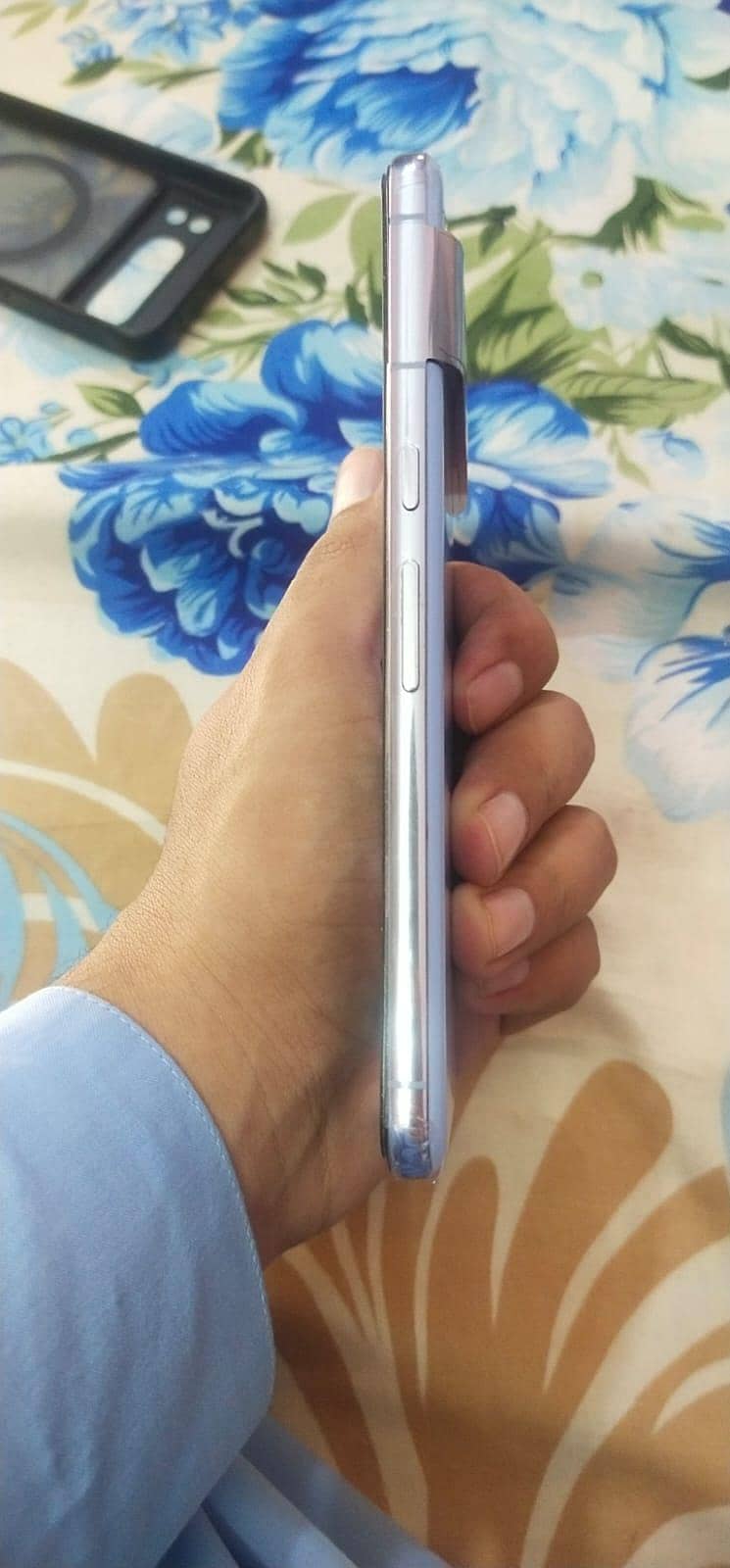 Google Pixel 8 Pro 2