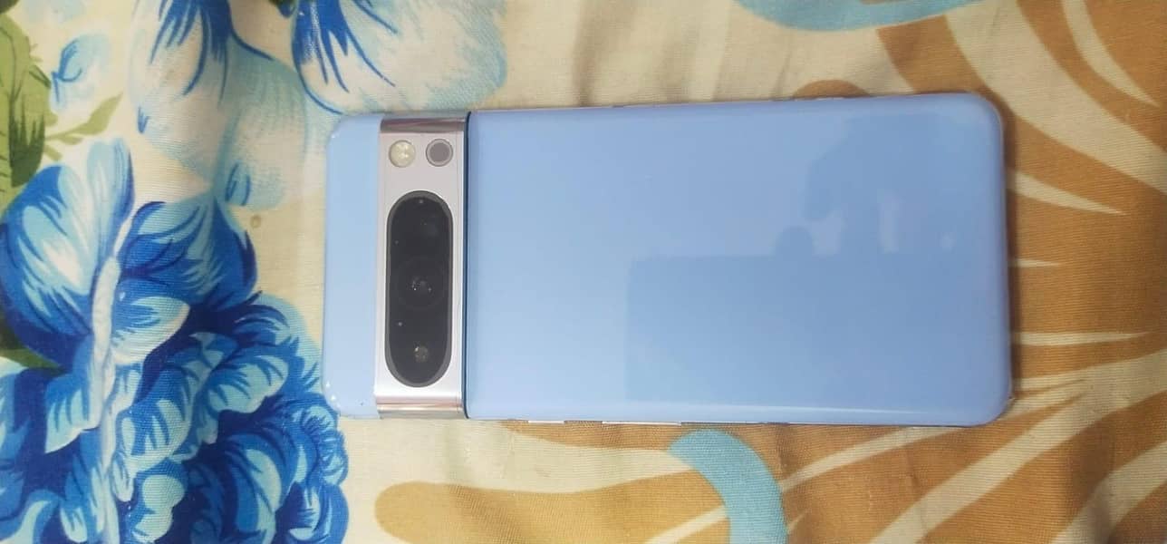 Google Pixel 8 Pro 6