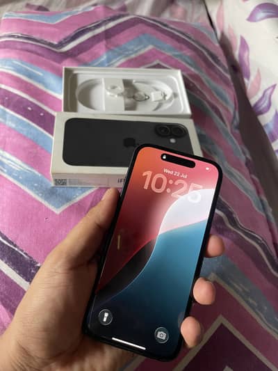 Apple iPhone 16 256GB Black – 100% Battery Health
