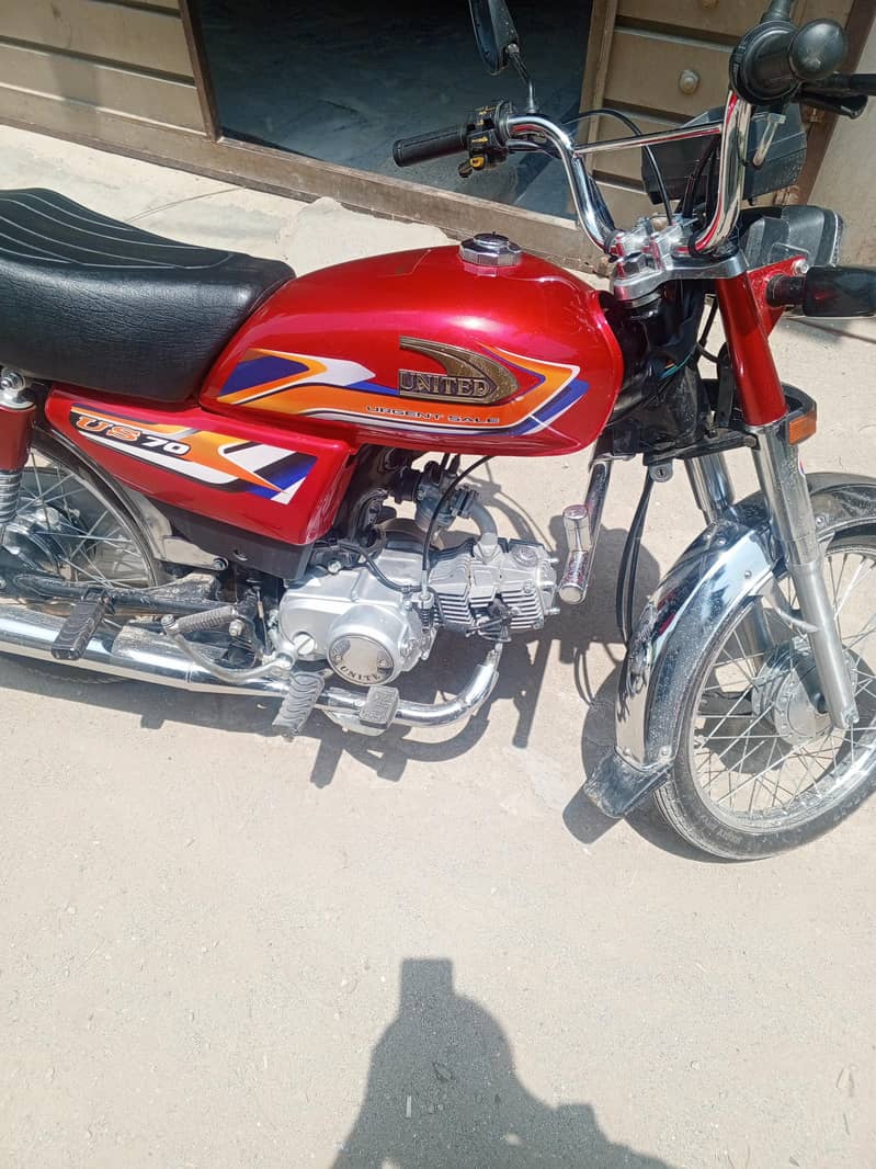 united 70cc 0