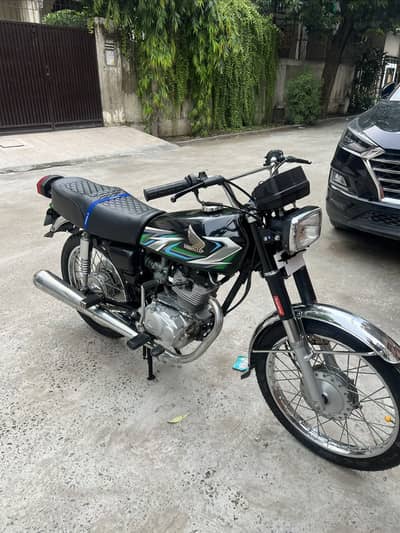 2023 model, driven kilometer 8800