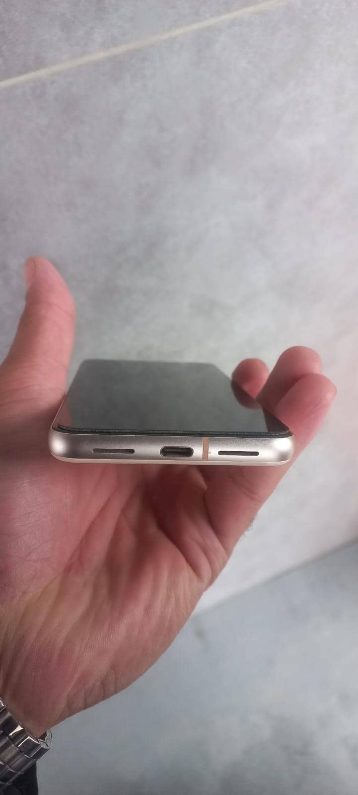 Google Pixel 8 3