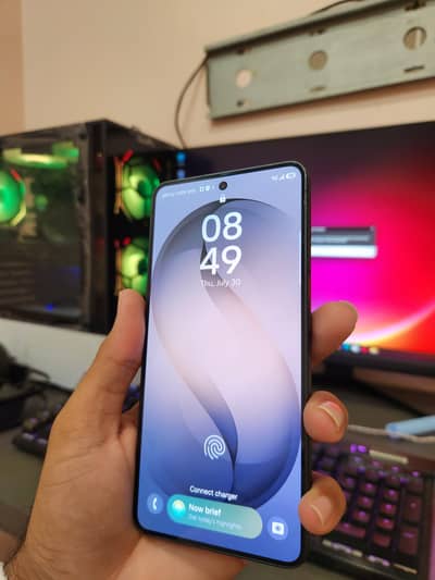 Samsung  S26 with box