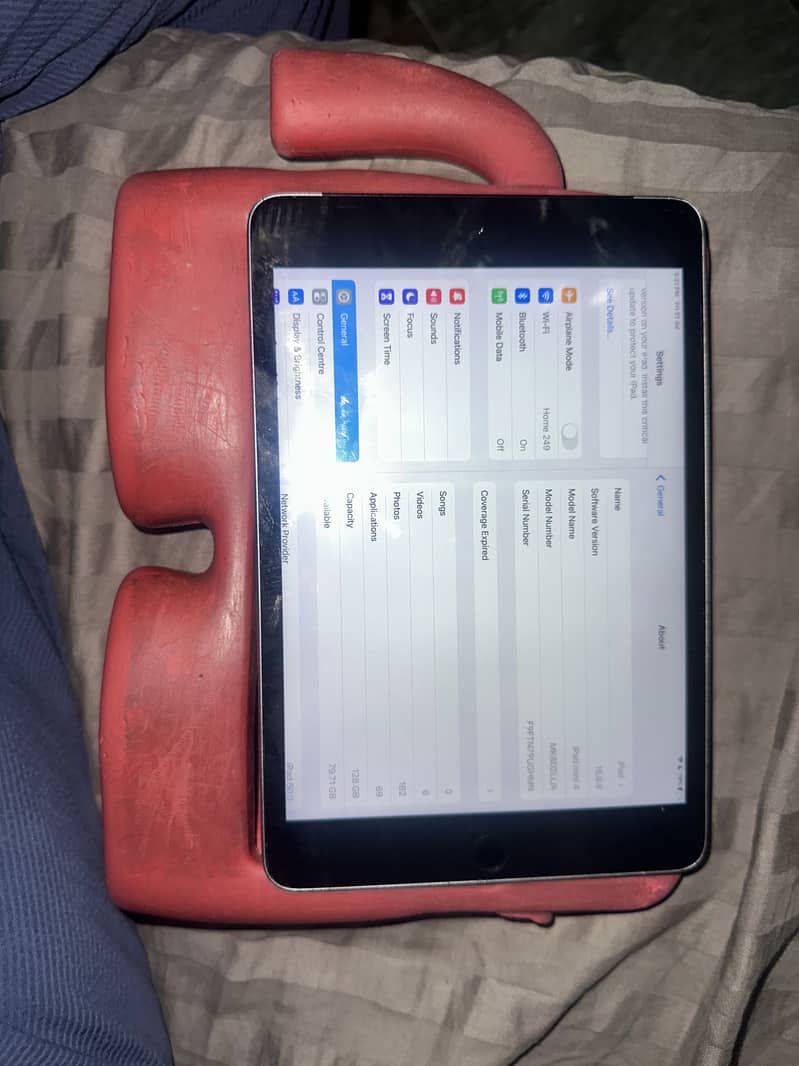 Apple iPad mini 4 Sim variant 0