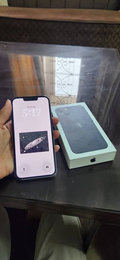 iPhone 13
