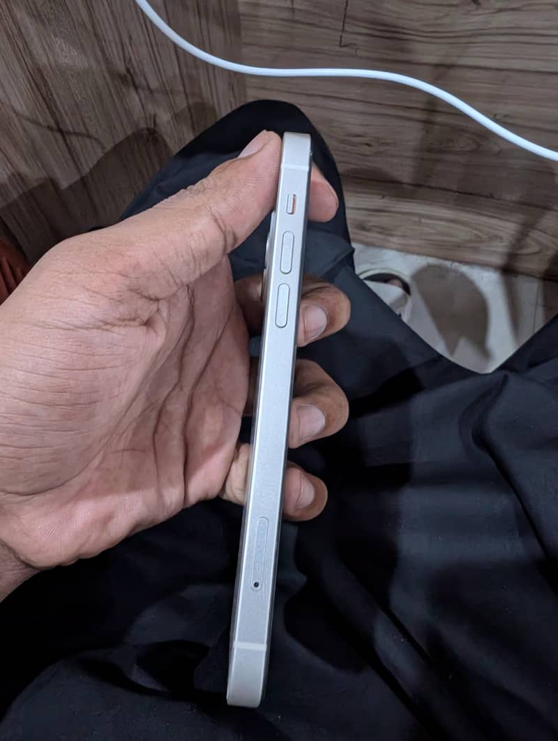 iphone 12 4