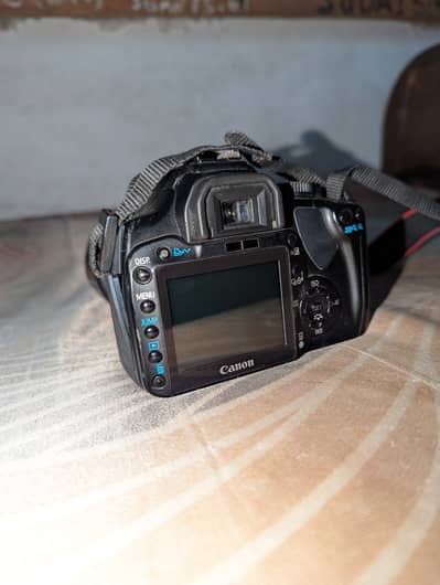 DSLR EOS KISS DIGITAL X