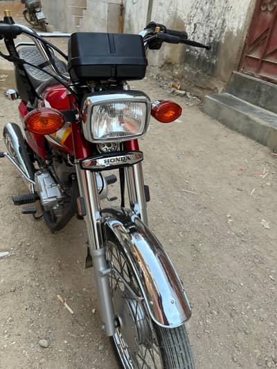 Neat and clean bike