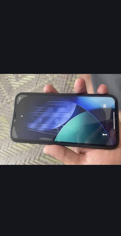 Apple iPhone 11 10/9.9 condition  waterpack