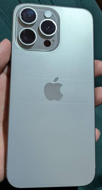 Apple iPhone 15 Pro Max