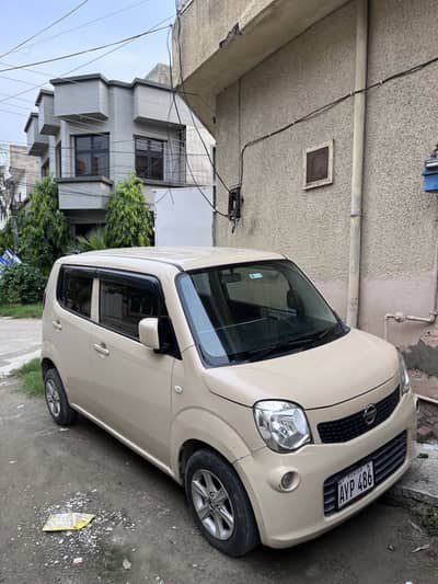 Nissan Moco 2012