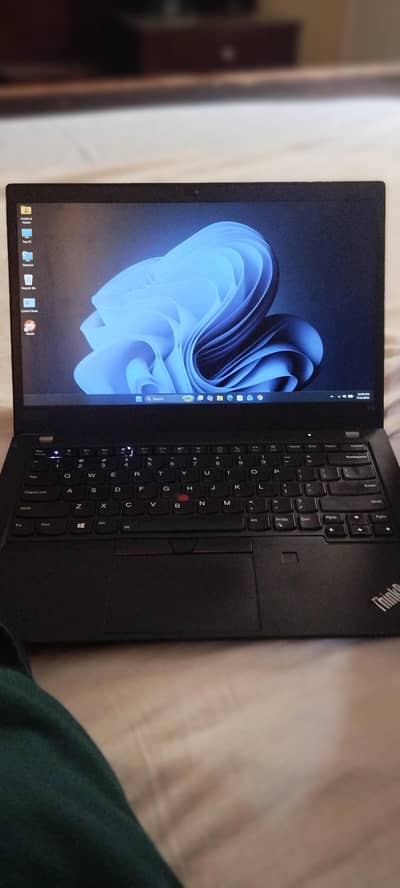 Lenovo T14 Ryzen 5 pro