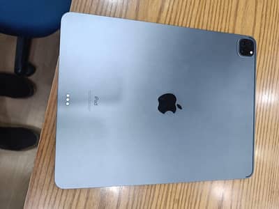 ipad pro M1 12.9 inches screen complete box