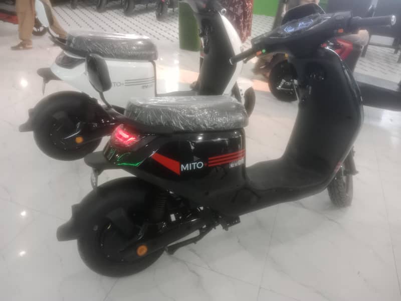 scooty 0