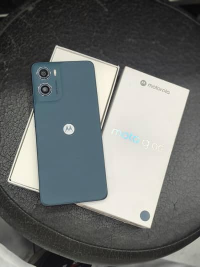 Motorola g04 4/64 non pta 40 days sim time 10/10 with Box
