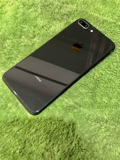 Apple iPhone 8 Plus