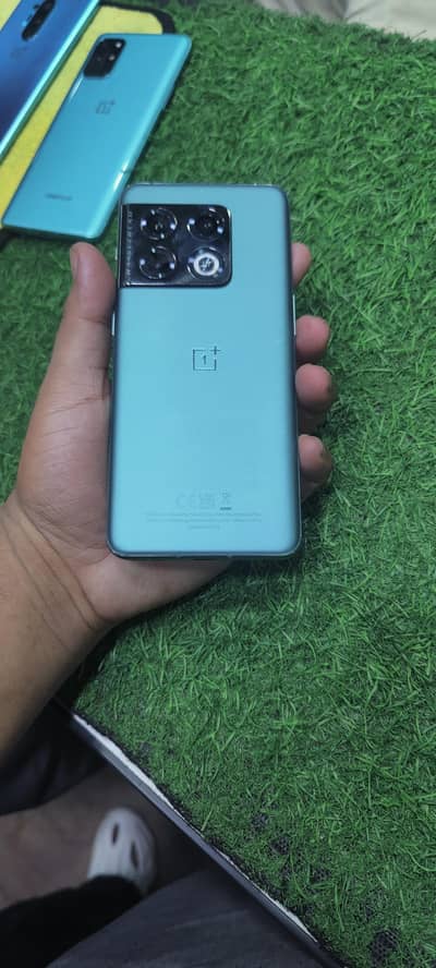 One Plus 10 Pro