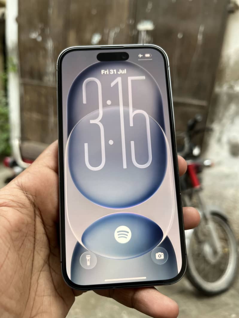 iPhone 14pro 5