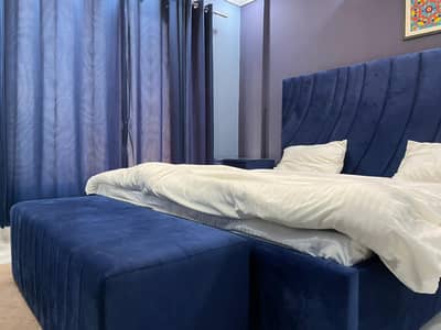 one bed Daily basis Apartment in rent bahria town lahore Sector C