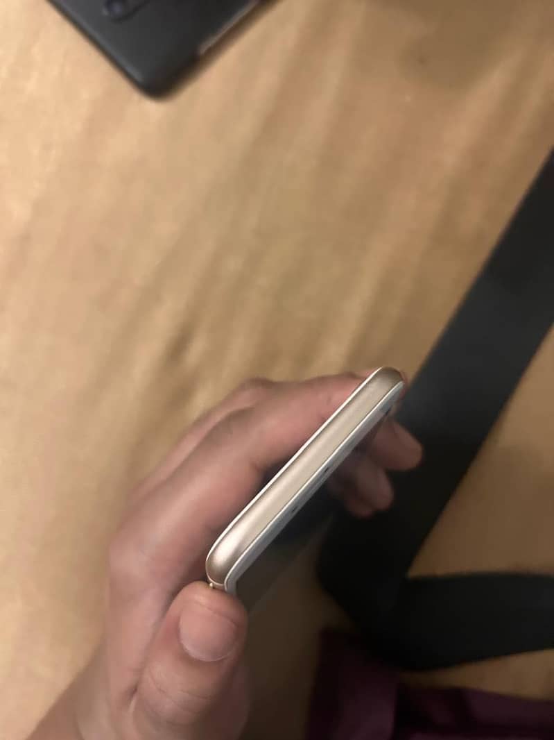 Apple iPhone 7 1