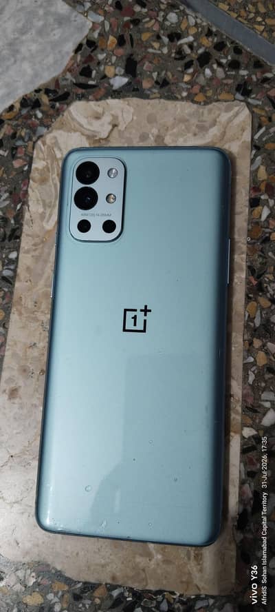 One Plus 9R