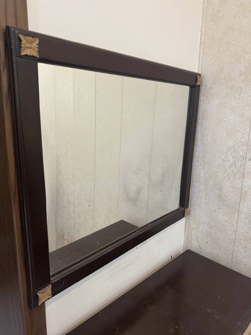 Dressing Table 1