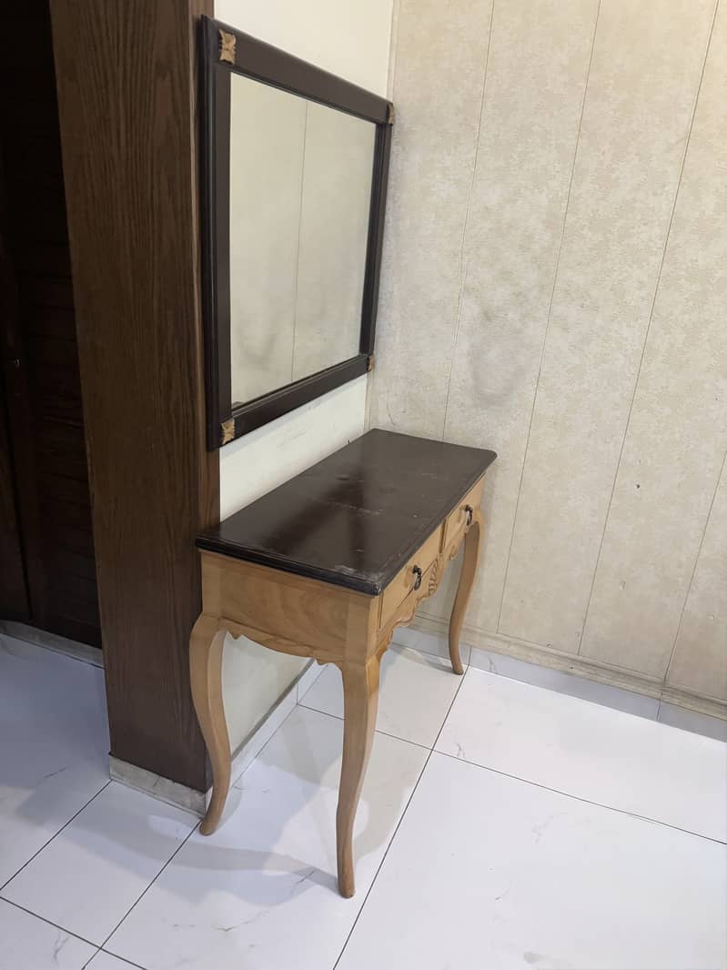 Dressing Table 2