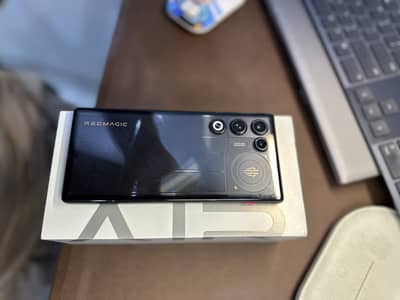 Redmagic 11 air 16/ 512, snapdragon 8 ELITE