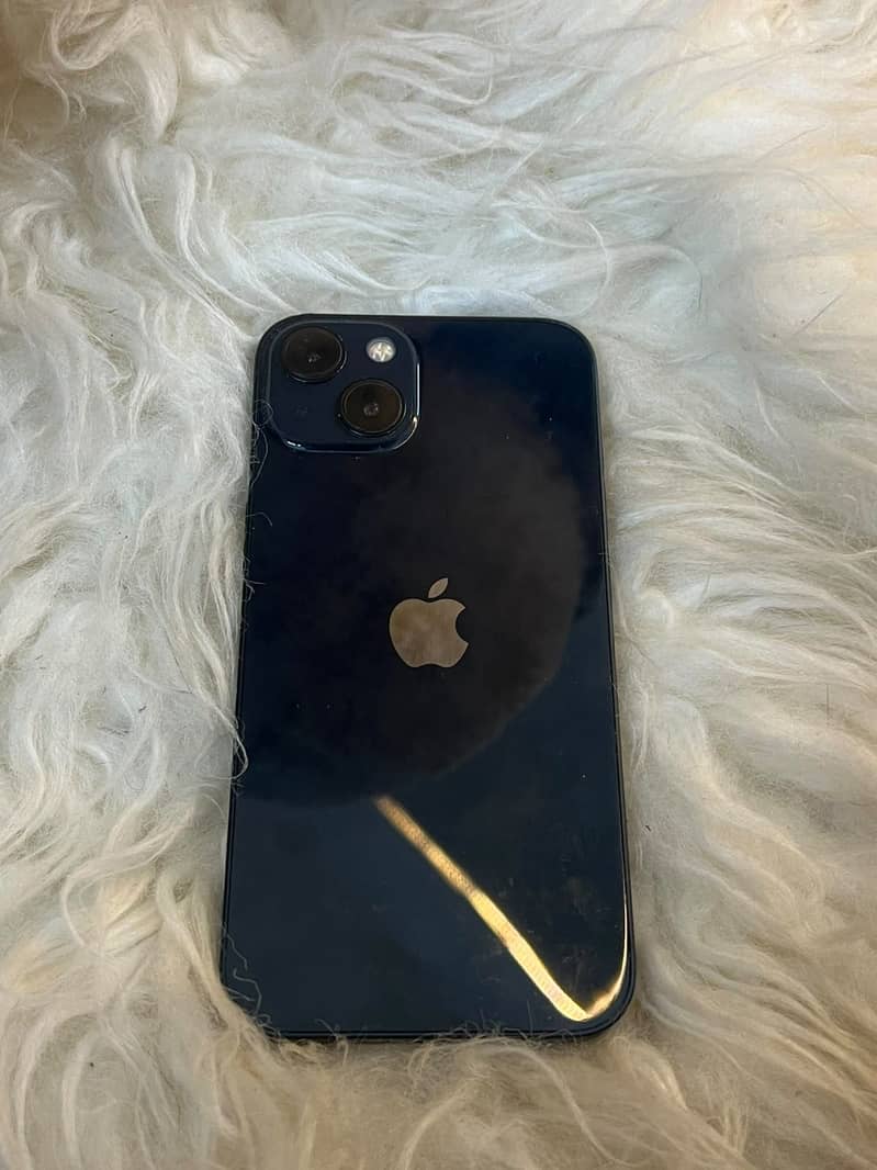 Apple iPhone 13 0