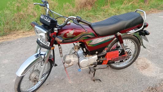 Honda 70 cc for sale LUSH Condition