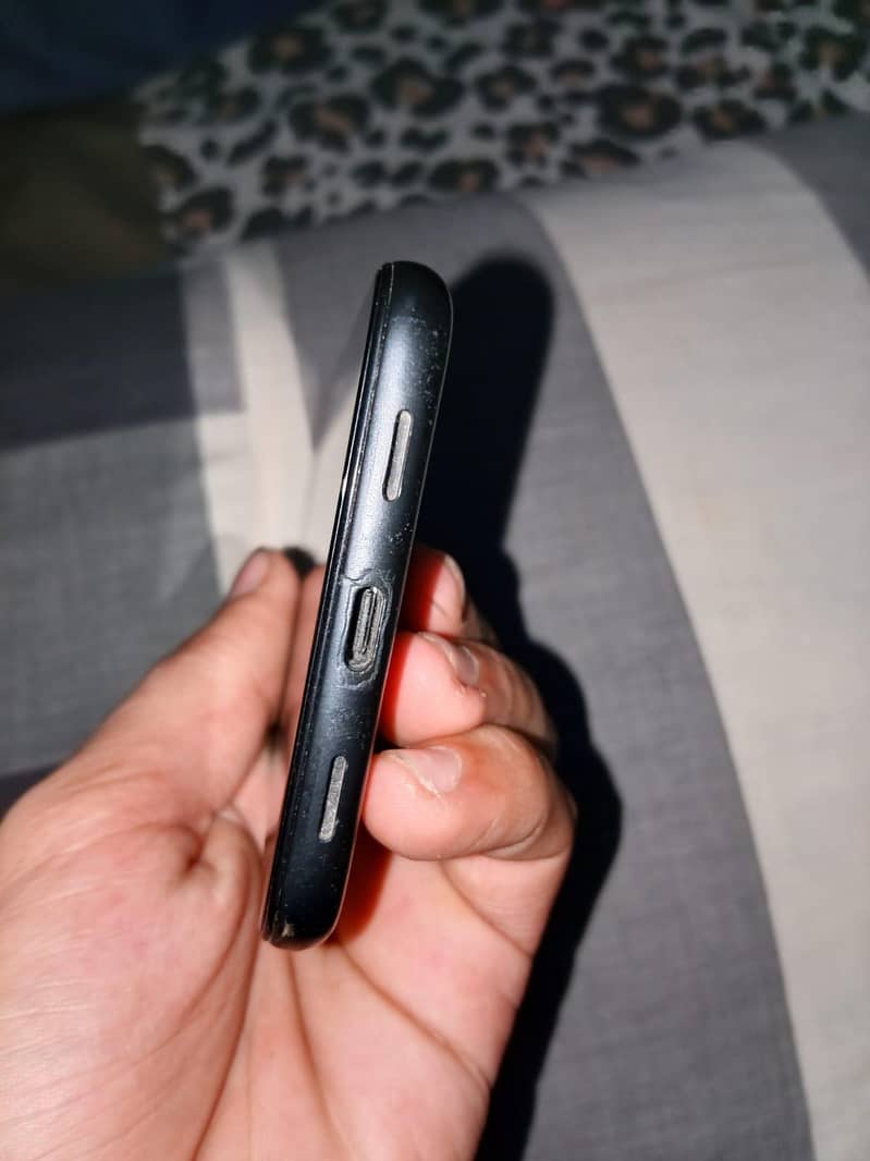 Google Pixel 4a 4